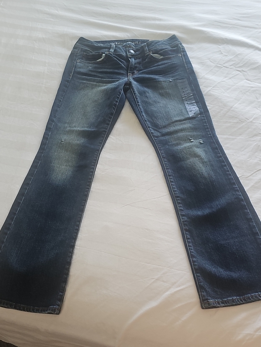 New w/tags American Eagle Dark Blue Kick Boot Jeans Size 4 SHORT